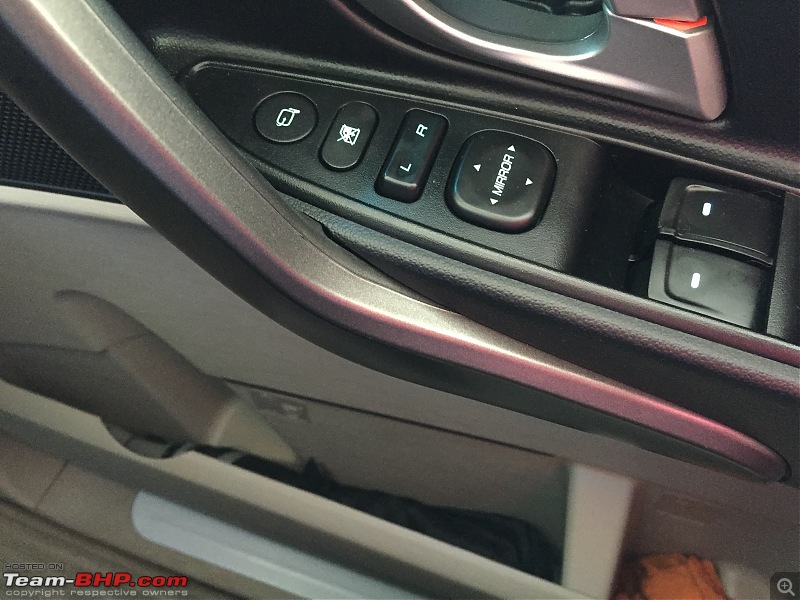The New Age Mahindra XUV5OO W8 FWD - My Battle Cat's Roar EDIT: Now sold!-driver-door-panel.jpg