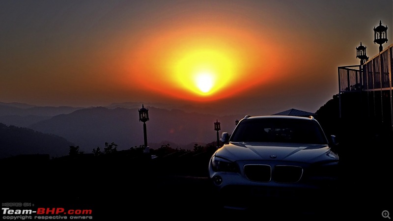 My pre-worshipped BMW X1 (E84) - Titanium Silver Crossover-s0549120-medium.jpg