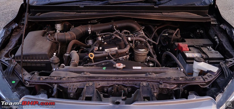 Review: Toyota Innova Crysta 2.7L Petrol AT-engine.jpg