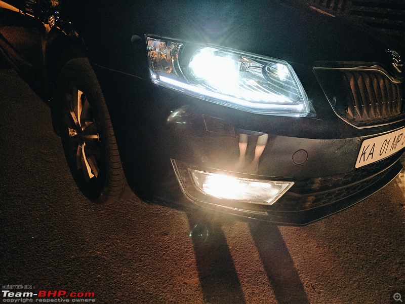 The Black Panther - Skoda Octavia 1.8L TSI DSG EDIT: Sold!-lights-5.jpg