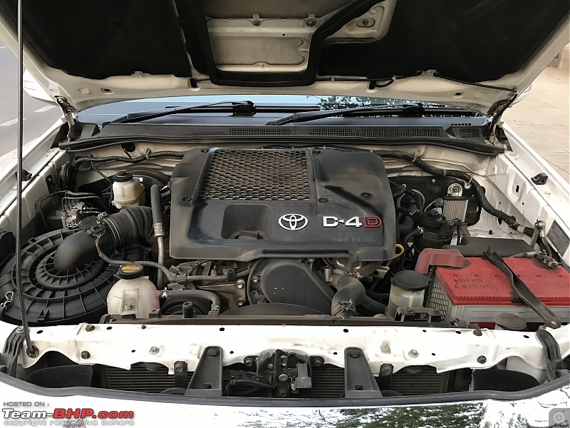 Toyota Fortuner 4x4 AT : My Furteela Ghonga! 2 years and 1,00,000 km up!-engine.jpg