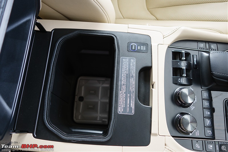 Driven: The Lexus Range (ES 300h, RX 450h & LX 450d)-15.jpg