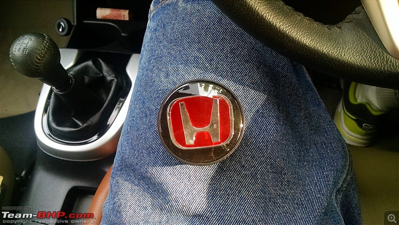 1.5 years with my Honda Jazz V MT-jdm-honda-hub-caps-glitter.jpg