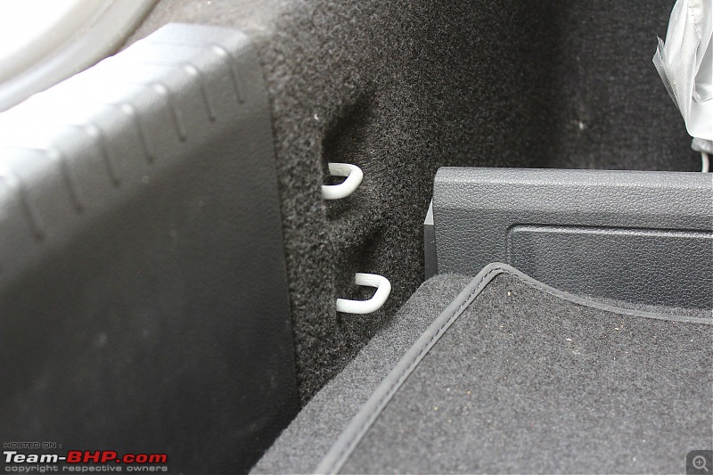 Driven: Volkswagen Passat-43.-hooks_1.jpg