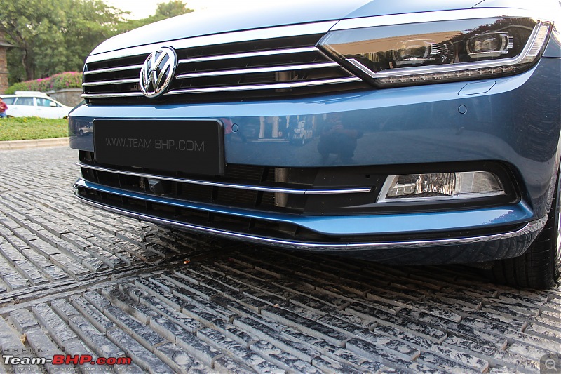 Driven: Volkswagen Passat-11.-front-bumper_1.jpg