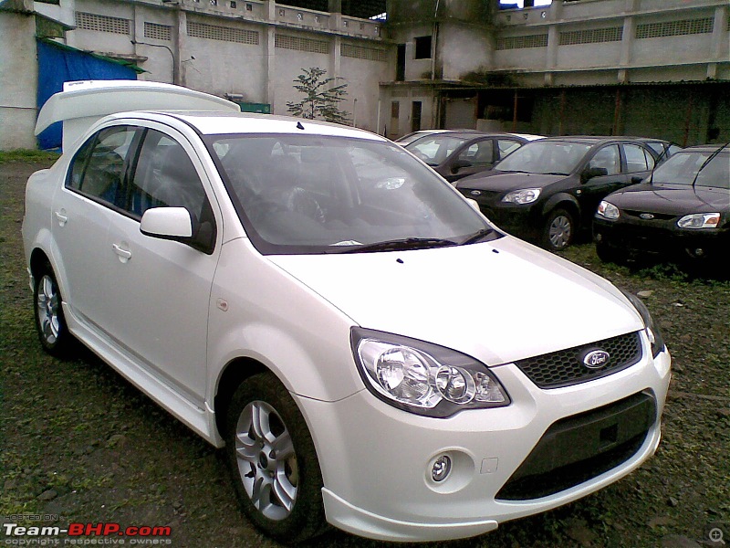 frankmehta gets a CARGASM: Ford Fiesta S Diamond White EDIT - REVIEW on pg10-06082009004.jpg