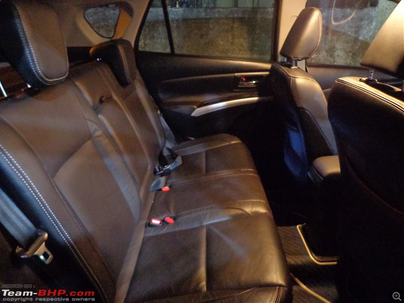 CROSSing the line: My pre-worshipped Maruti S-Cross 1.6 Alpha-073-rear-cabin-night.jpg