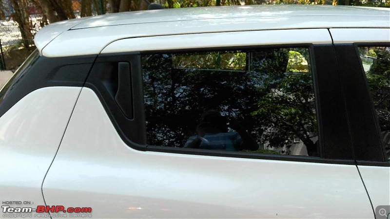 My Maruti Swift VXi AMT-back-door-handle.jpg