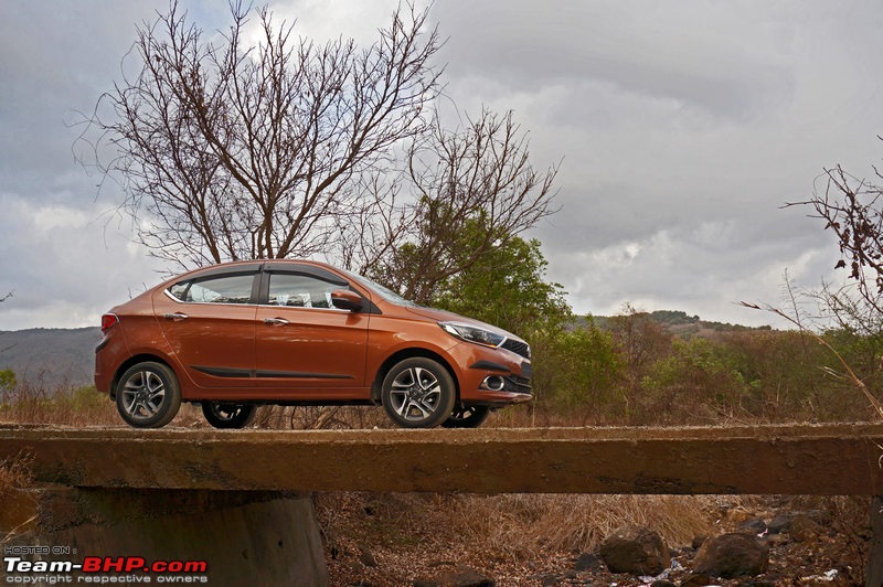 Red Maruti Ignis Zeta AMT is here-5.optionstigor.jpg