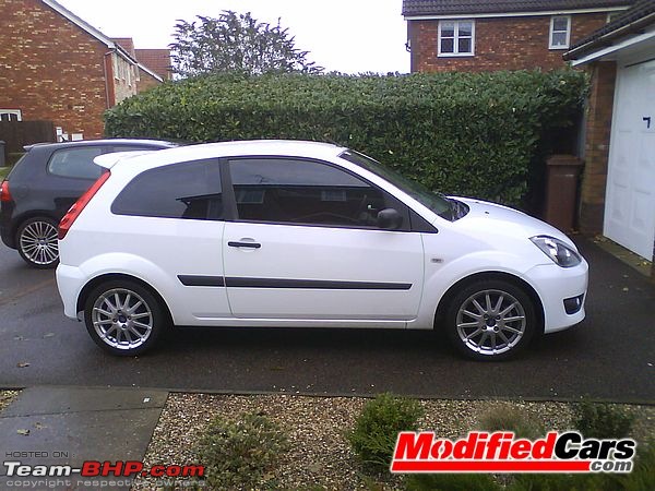 frankmehta gets a CARGASM: Ford Fiesta S Diamond White EDIT - REVIEW on pg10-20068_21065.jpg