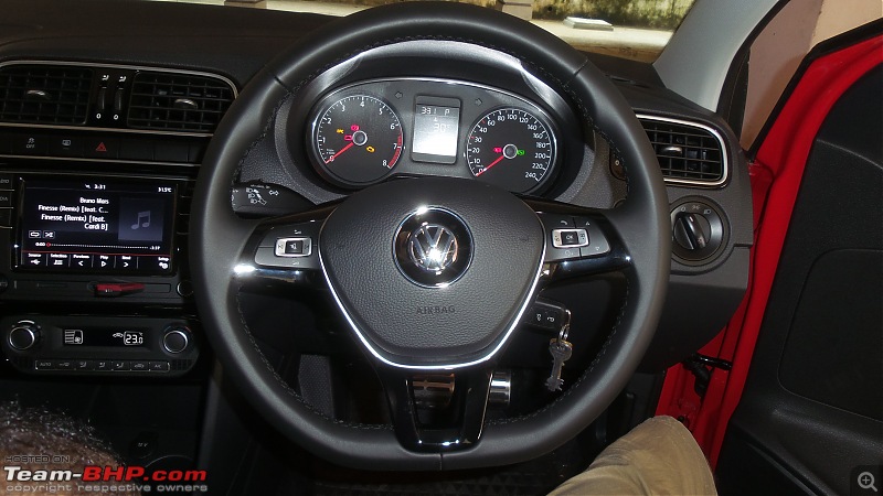 VW Polo GT TSI : Initial ownership & driving report. EDIT: Sold!-flat-bottom-wheel.jpg