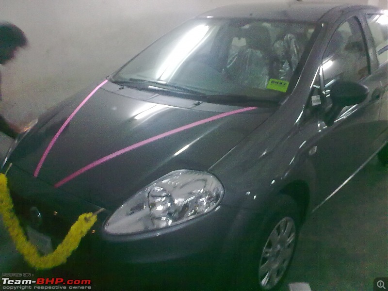 Me and my Fiat PUNTO in this beautiful world - 1.2 petrol variant!-carfive.jpg