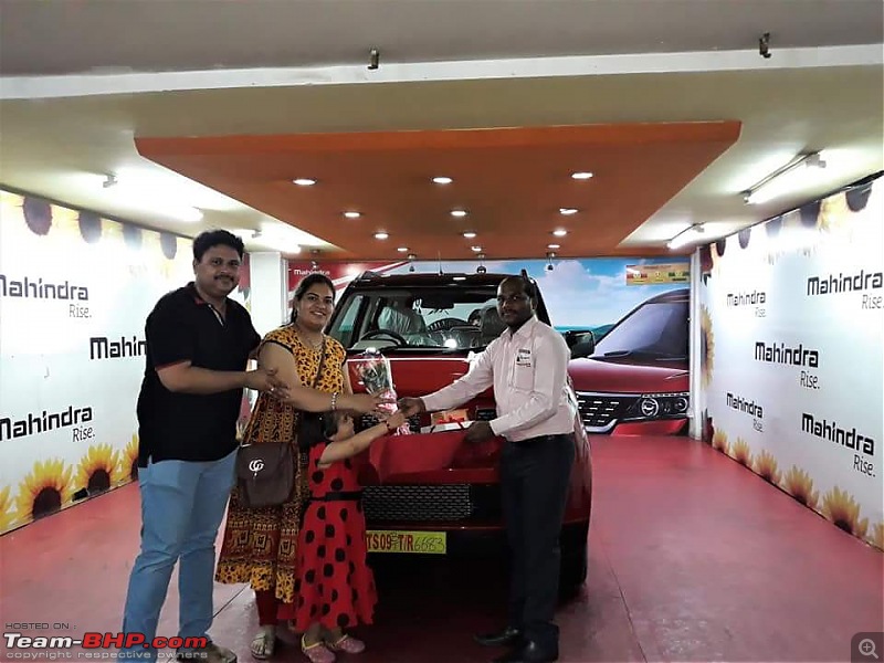 Purchasing my RedNBlack Truck - Mahindra TUV300 T10, the complete story-bouquet.jpg