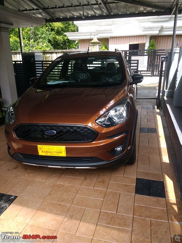 My 1st brand new car:  The Ford Freestyle 1.5L Diesel Titanium+-imgpsh_fullsize-4.jpg