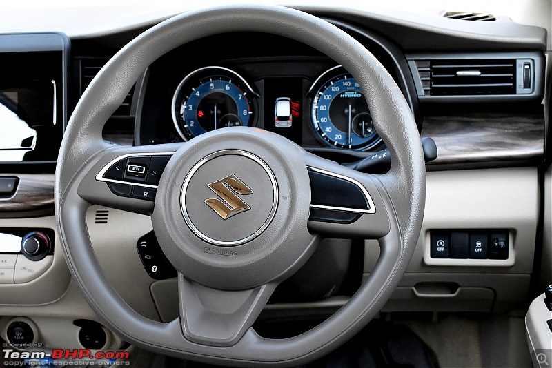 Review: My 2018 Maruti Suzuki Ertiga ZXi AT-7.-flat-bottom-steering-wheel.jpg