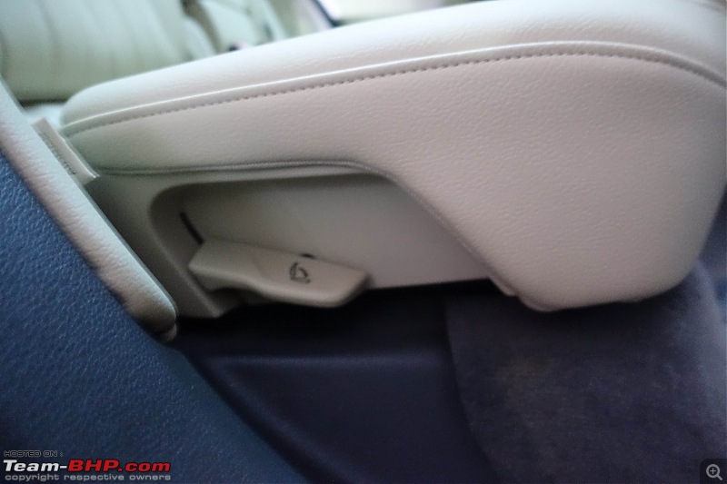 Audi Q5 - Ownership Review-seat-lever.jpg