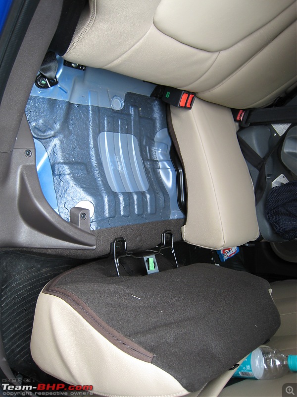 Hyundai i20 1.4L Petrol AT Initial Ownership Report-i20_back_folding1.jpg