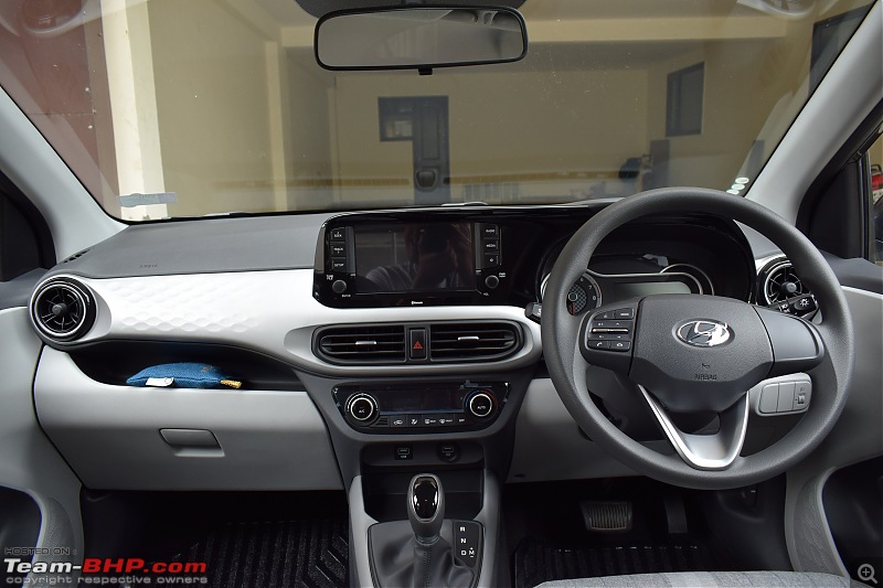 My Hyundai Grand i10 Nios Sportz AMT - Titan Grey-dashboard-dsc_0043.jpg