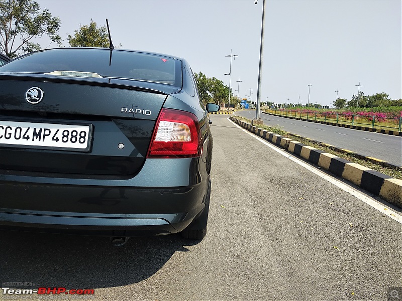 My Skoda Rapid 1.5L Diesel DSG. EDIT: 2 years of ownership and 40,000 km up!-14b-rear-profile.jpg