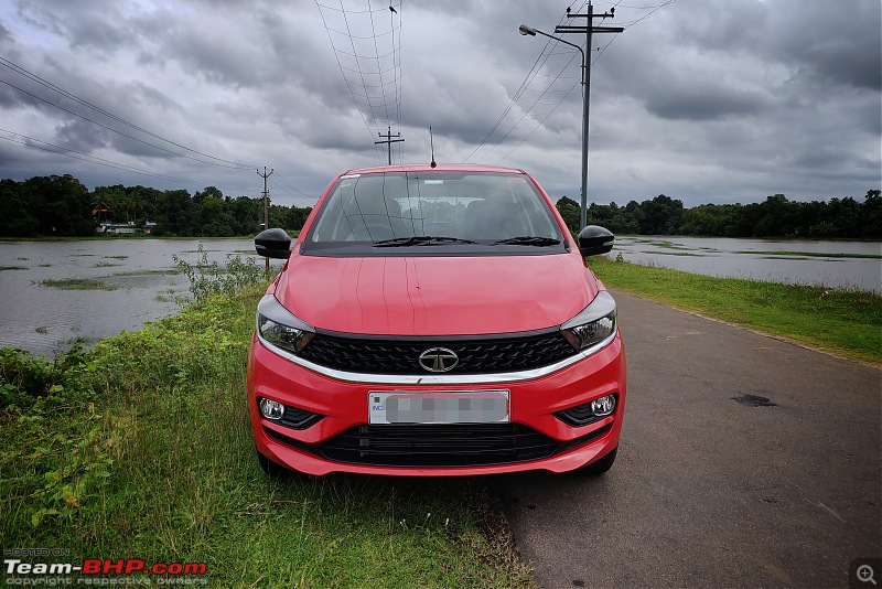 My 2020 Flame Red Tata Tiago XZA+ Automatic Review | EDIT: 2 years & 15000 km up-front-blurred.jpg