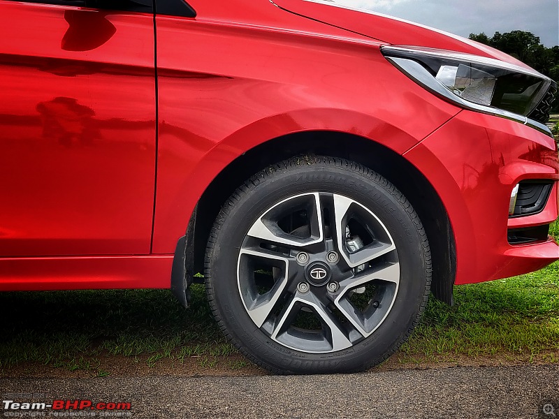 My 2020 Flame Red Tata Tiago XZA+ Automatic Review | EDIT: 2 years & 15000 km up-wheels.jpg