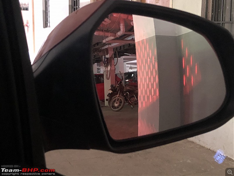 The Red Pocket Rocket - Hyundai Grand i10 Nios Asta AMT Petrol Review-honeycomb-brake-lights.jpg