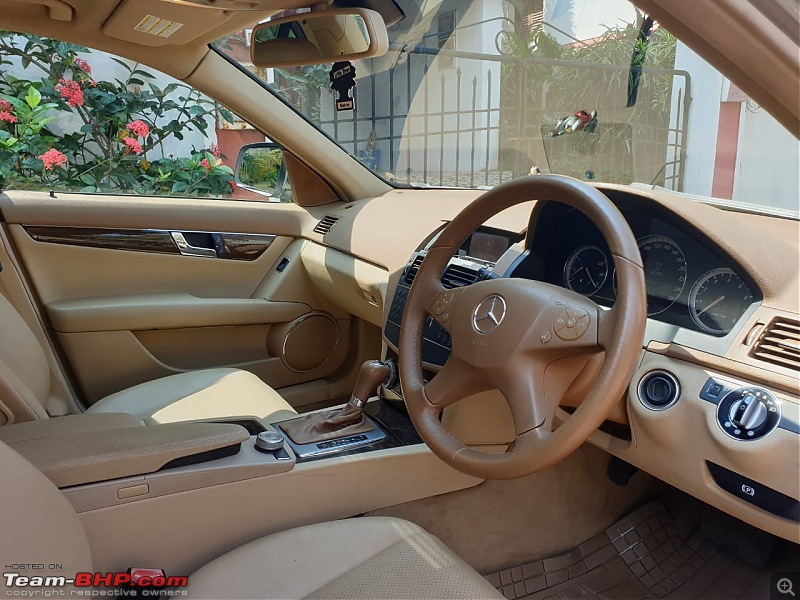 Review: My pre-owned Mercedes C-Class (W204 C200K)-general-interior.jpeg