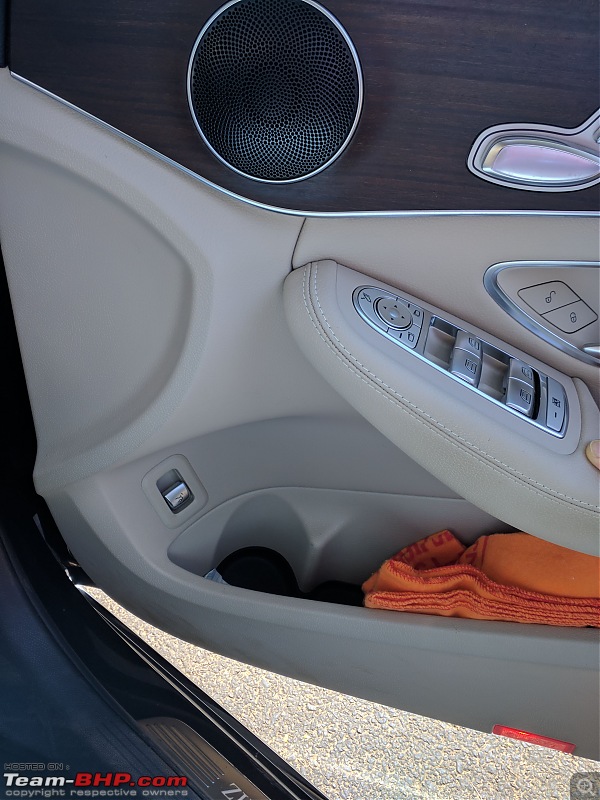 Oh, say can you C? A review of my Dad's Mercedes C-Class (C200 W205)-front-door-pocket.jpg