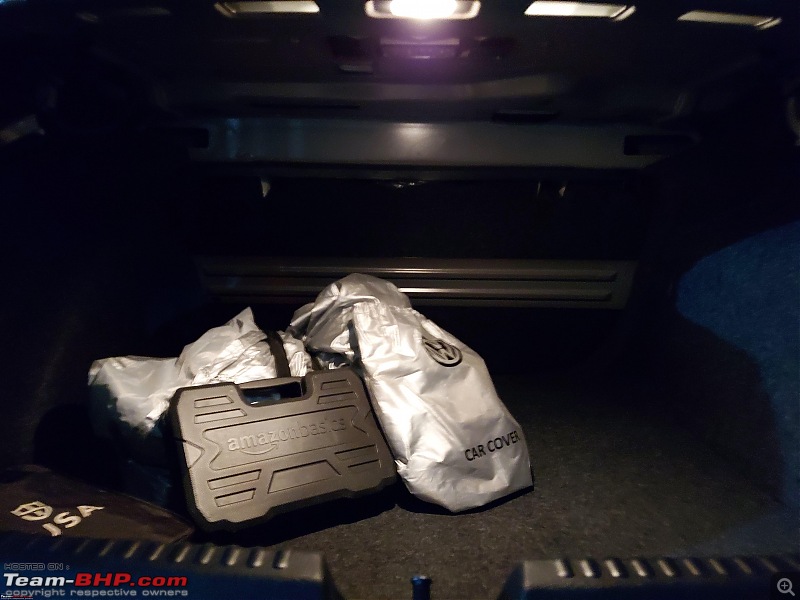 Taco Time! Review of my VW Vento Highline+ TSI MT-boot-lit.jpg