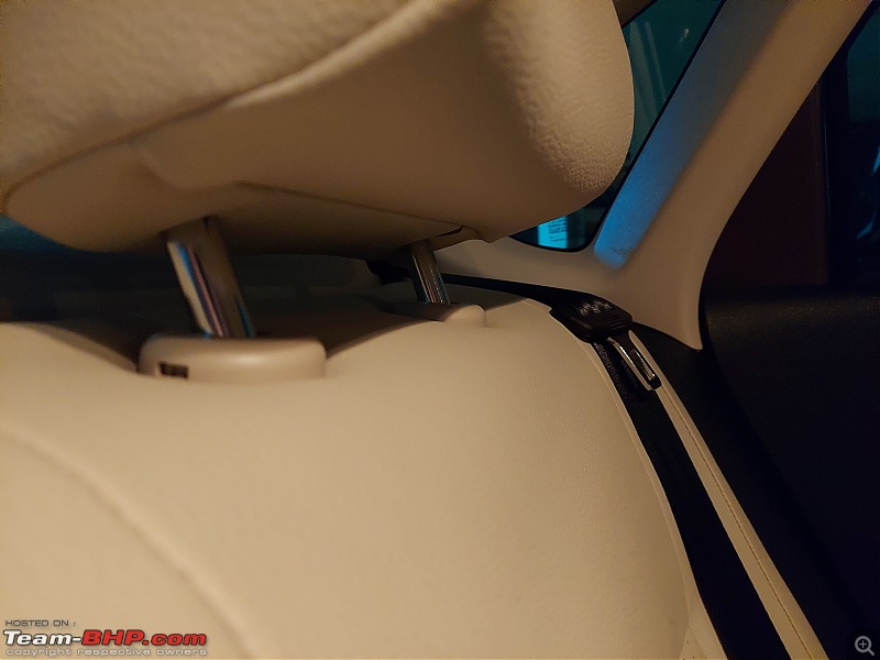 Taco Time! Review of my VW Vento Highline+ TSI MT-annoying-headrests-rear.jpg