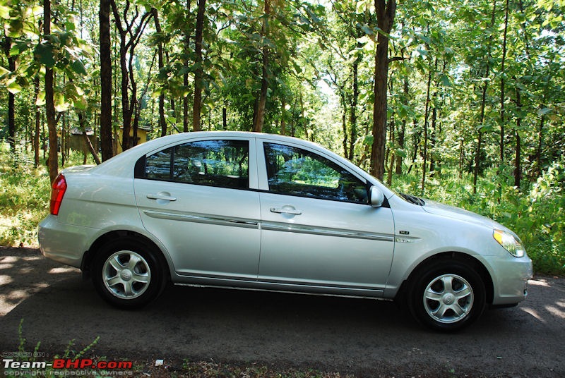 Hyundai Verna SX CRDi (ABS) - My "Silver Rocket"-vernaside.jpg