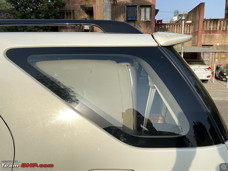 Review: 1st-gen Toyota Fortuner-lh-qtr-window.jpg