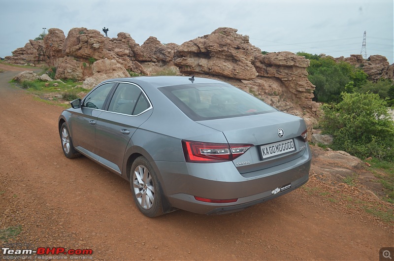My pre-worshipped Skoda Superb | Jumped from one Skoda to another Skoda, jumped a segment too-rear2.jpg