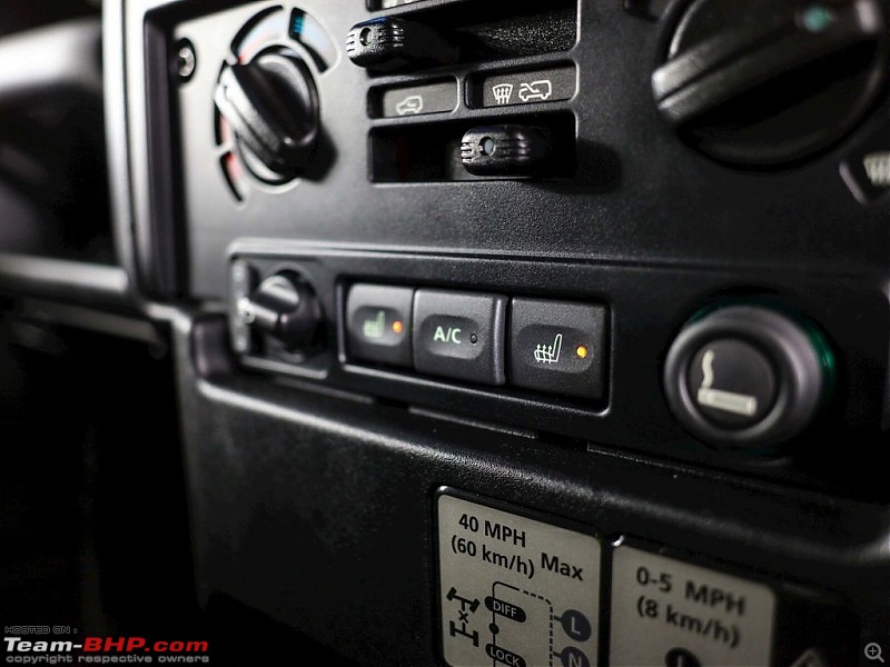 The heartbeat of BlackPearl | Land Rover Defender 90 Review-switches.jpg
