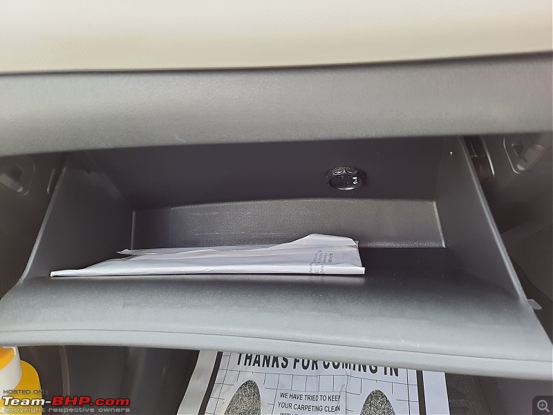 My Hyundai Creta Diesel MT - An Ownership Review-glove-box.jpg