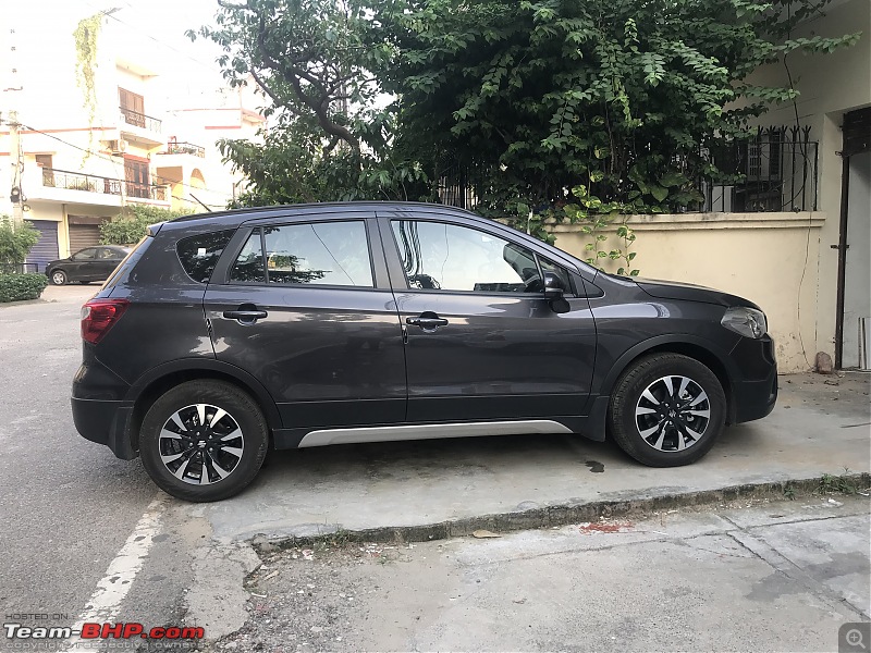 Crossing into the grays: Maruti S-Cross Zeta granite gray petrol-d07af17b958a4413ac6bdad50e19771c.jpeg