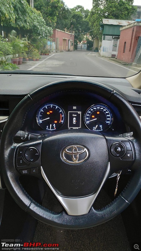 Review of our new steed | A pre-owned 2018 Toyota Corolla Altis-steering.jpg