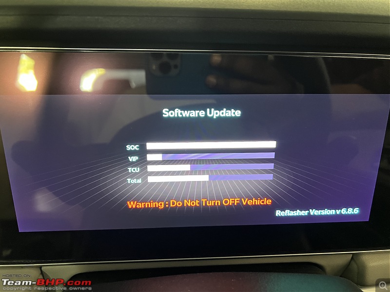 Red Rage - Mahindra XUV7OO - Initial Ownership Review-software-update.jpeg