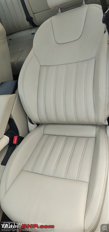 Review: Skoda Octavia (3rd-gen)-passenger-seat-after-cleaning.jpg