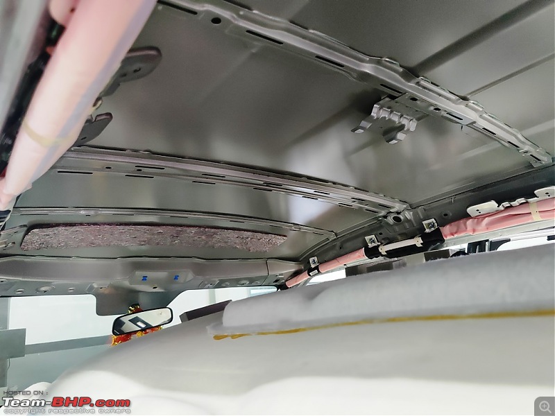 Kia Carens 1.4L Petrol Manual | Ownership Review-roof.jpg