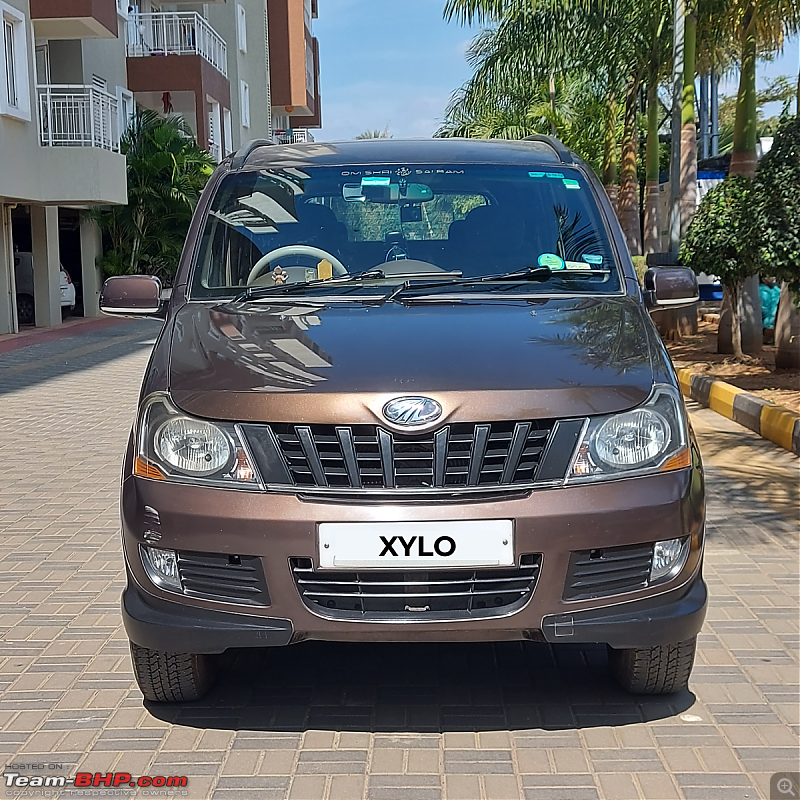 My 2022 Toyota Innova Crysta ZX | Ownership Review | Upgrading from a Mahindra Xylo E8-xylo1.png