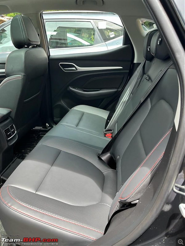 No Carbon, but in Carbon's Clothing | My 2022 MG ZS EV-mg-rear-seat.jpg