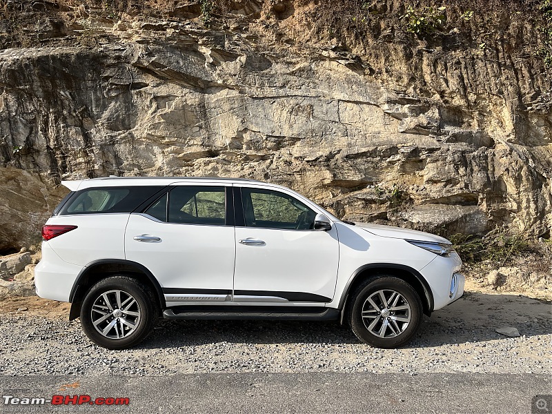 My Toyota Fortuner 4x4 MT Review-img_4973.jpg