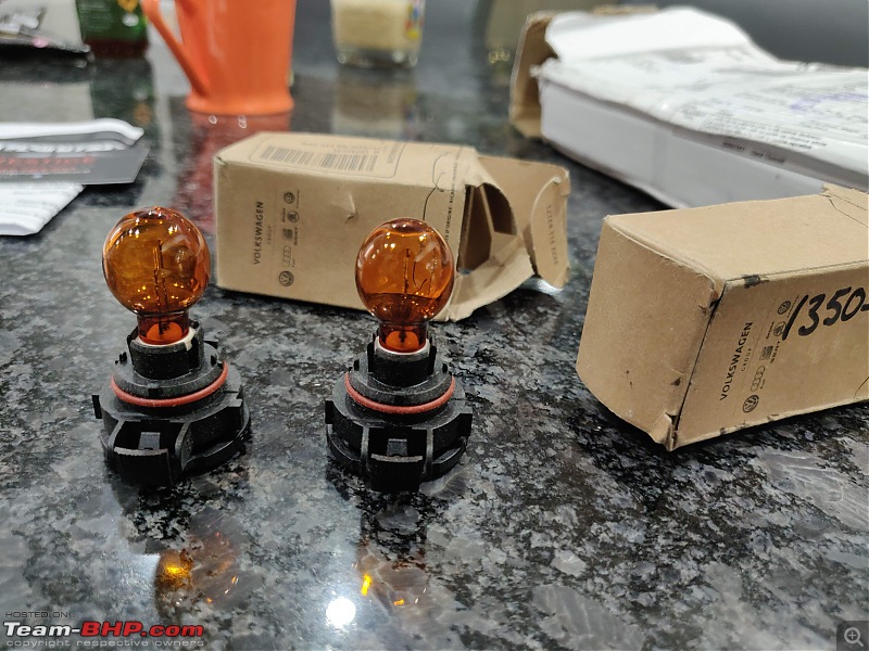 Review: Driving home our Sunset Red VW Polo Highline+ TSI Automatic-py24w-turn-signal-bulbs.jpg