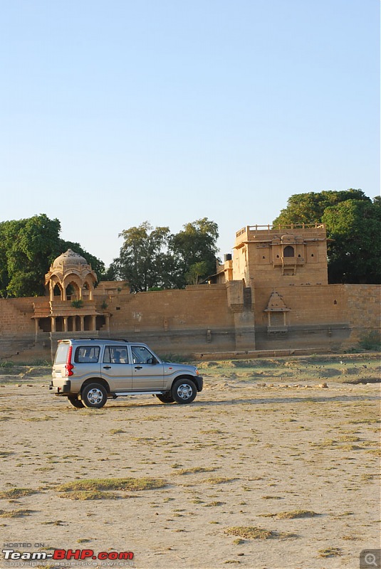 New Scorpio LX—Bliss of contentment-jaisalmer_tank.jpg