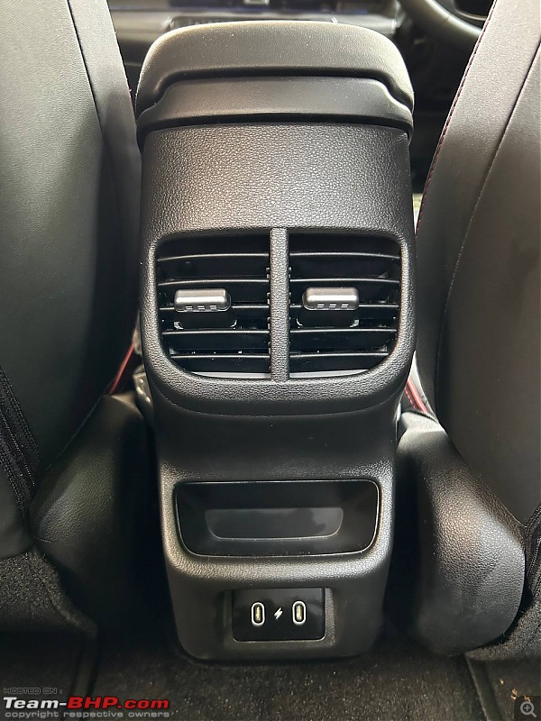 2023 Hyundai Verna SX(O) TGDi MT Tellurian Brown Ownership Review | The Quest for a Powerful Sedan-rear-ac-vents.jpg