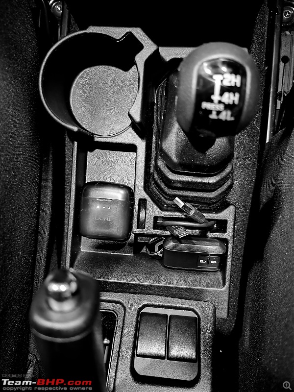 My 2023 Maruti Jimny 4x4 Review-centertray.jpg