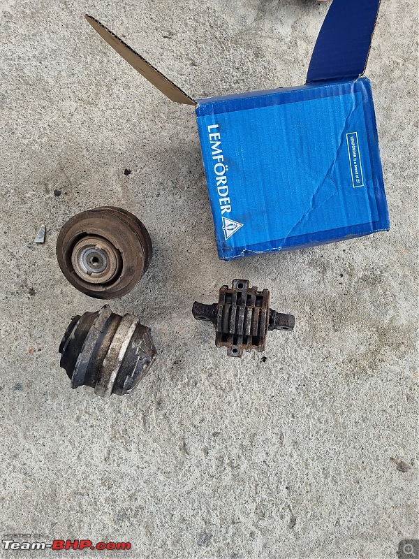 My Adventure in buying a Used 1998 Mercedes W210 E250 Diesel | EDIT: Restoration completed-old-engine-gearbox-mounts.jpeg