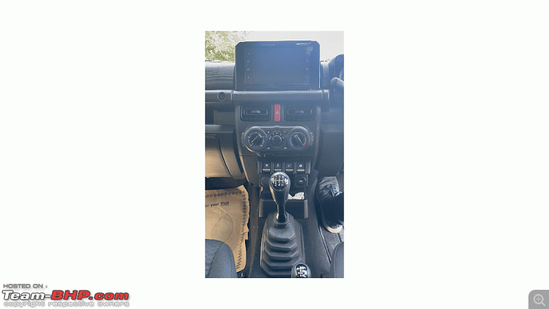 Maruti Jimny Zeta MT Review-gear-lever-startup_gif.gif