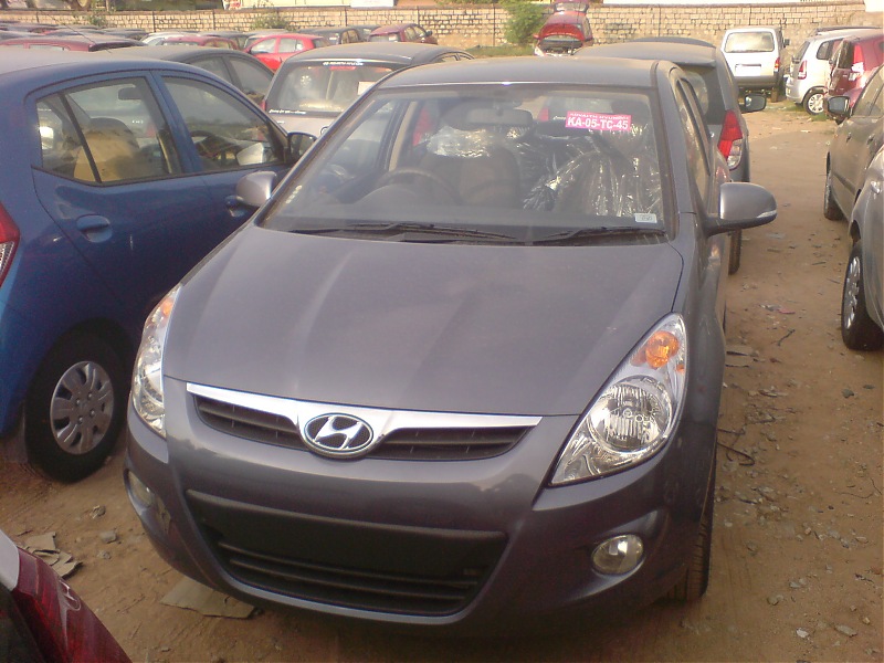 Hyundai i20 Asta - Herbie comes home!!!-dsc01350.jpg